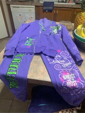 Beetlejuice Outfit